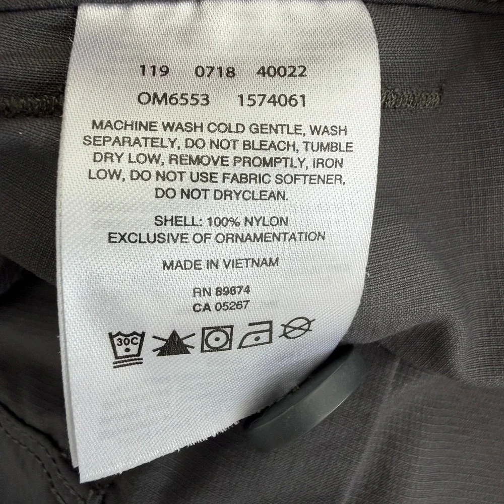 Mountain Hardwear Mens 38x30 Convertible Hiking Pants Gray Zip Off OM6553